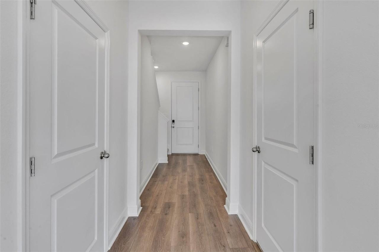 1852 Archer Dr - Photo 6 of 50