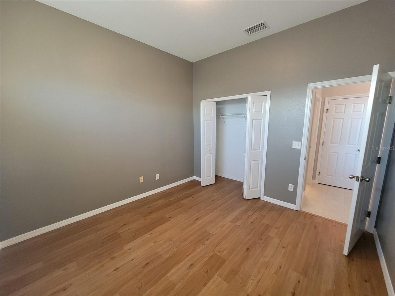 6243 Sw 90th St - Photo 6 of 13