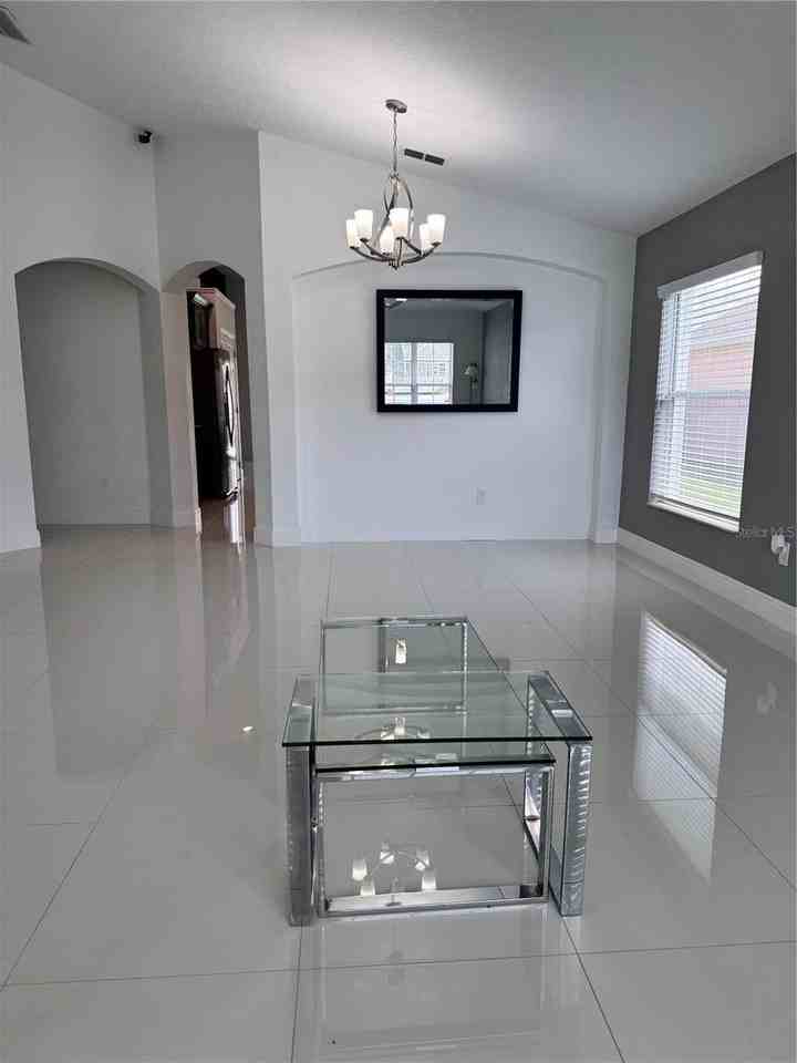 2823 Maguire Dr - Photo 6 of 40