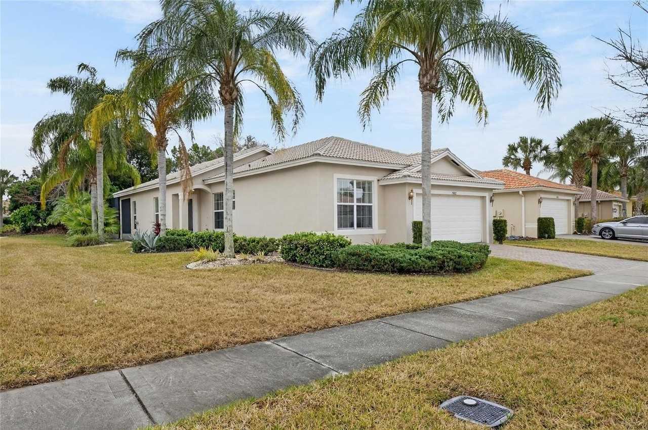 15802 Cobble Mill Dr - Photo 2 of 50