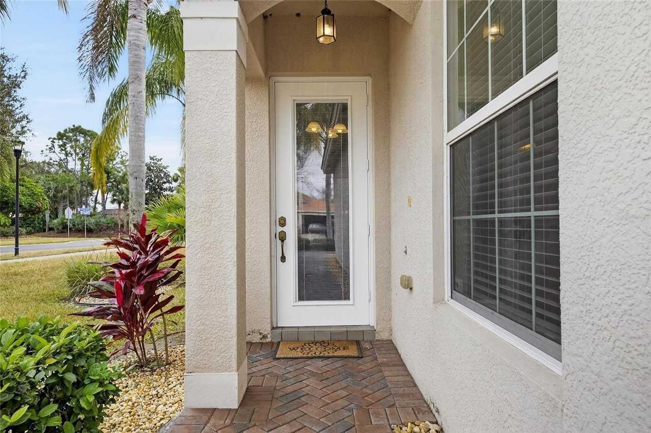 15802 Cobble Mill Dr - Photo 4 of 50