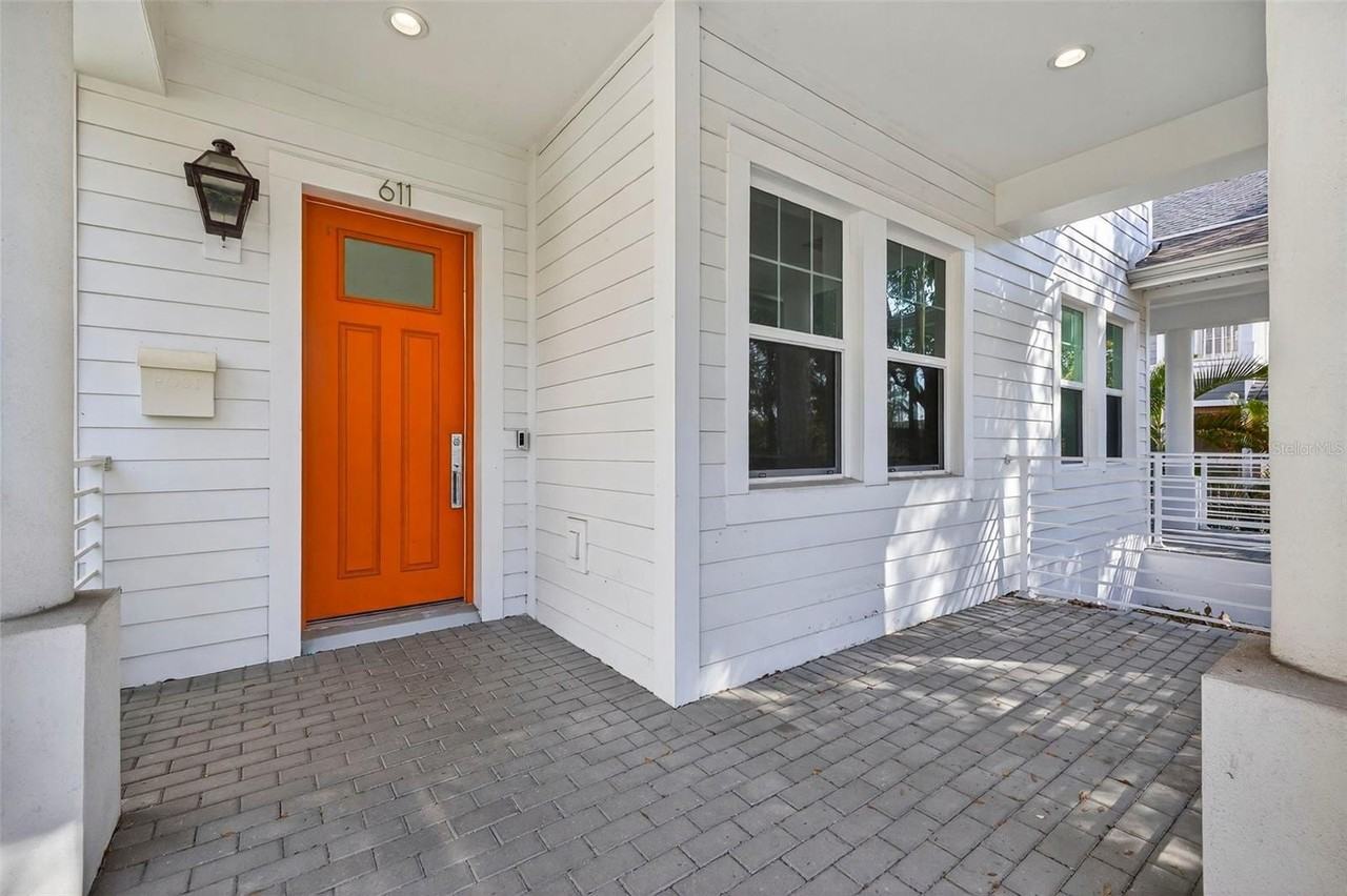 611 24th Ave N - Photo 2 of 42