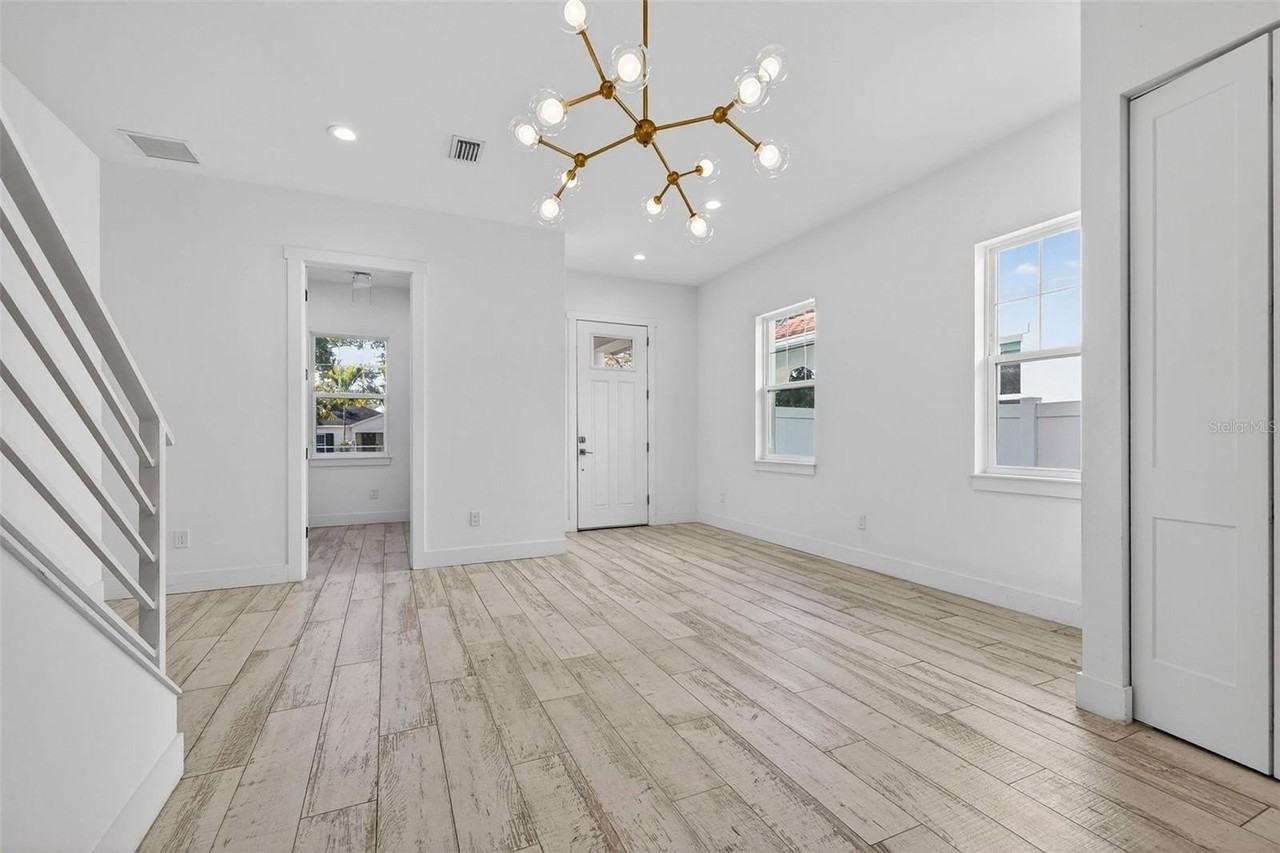 611 24th Ave N - Photo 6 of 42