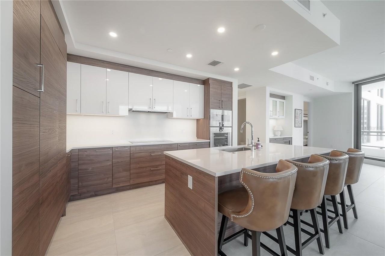 2103 Bayshore Blvd #802 - Photo 3 of 50