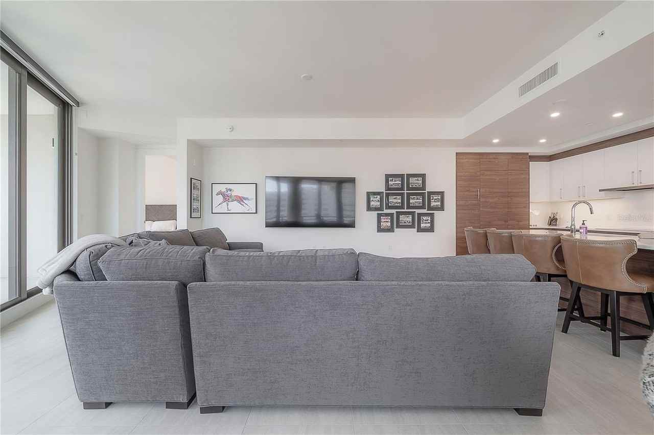 2103 Bayshore Blvd #802 - Photo 4 of 50