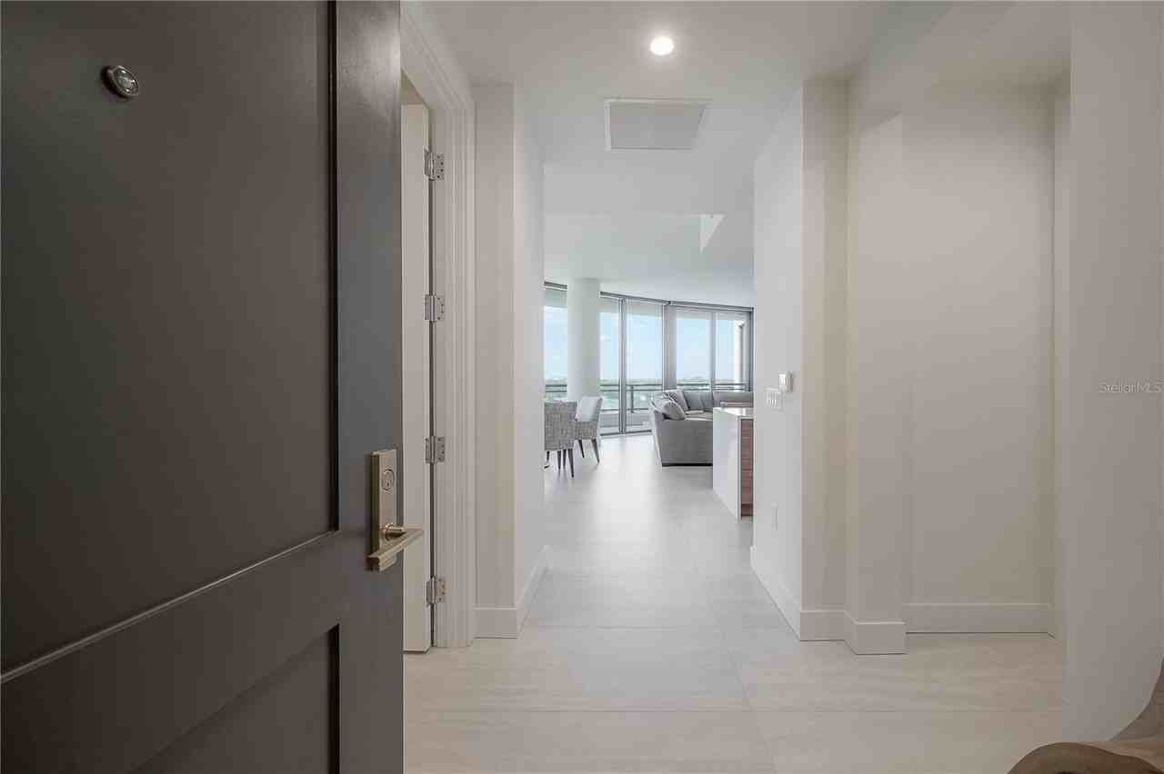 2103 Bayshore Blvd #802 - Photo 5 of 50