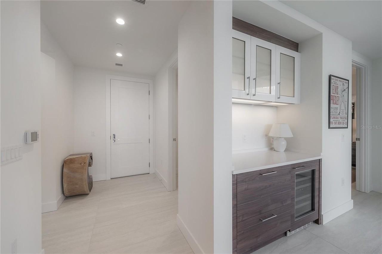 2103 Bayshore Blvd #802 - Photo 7 of 50