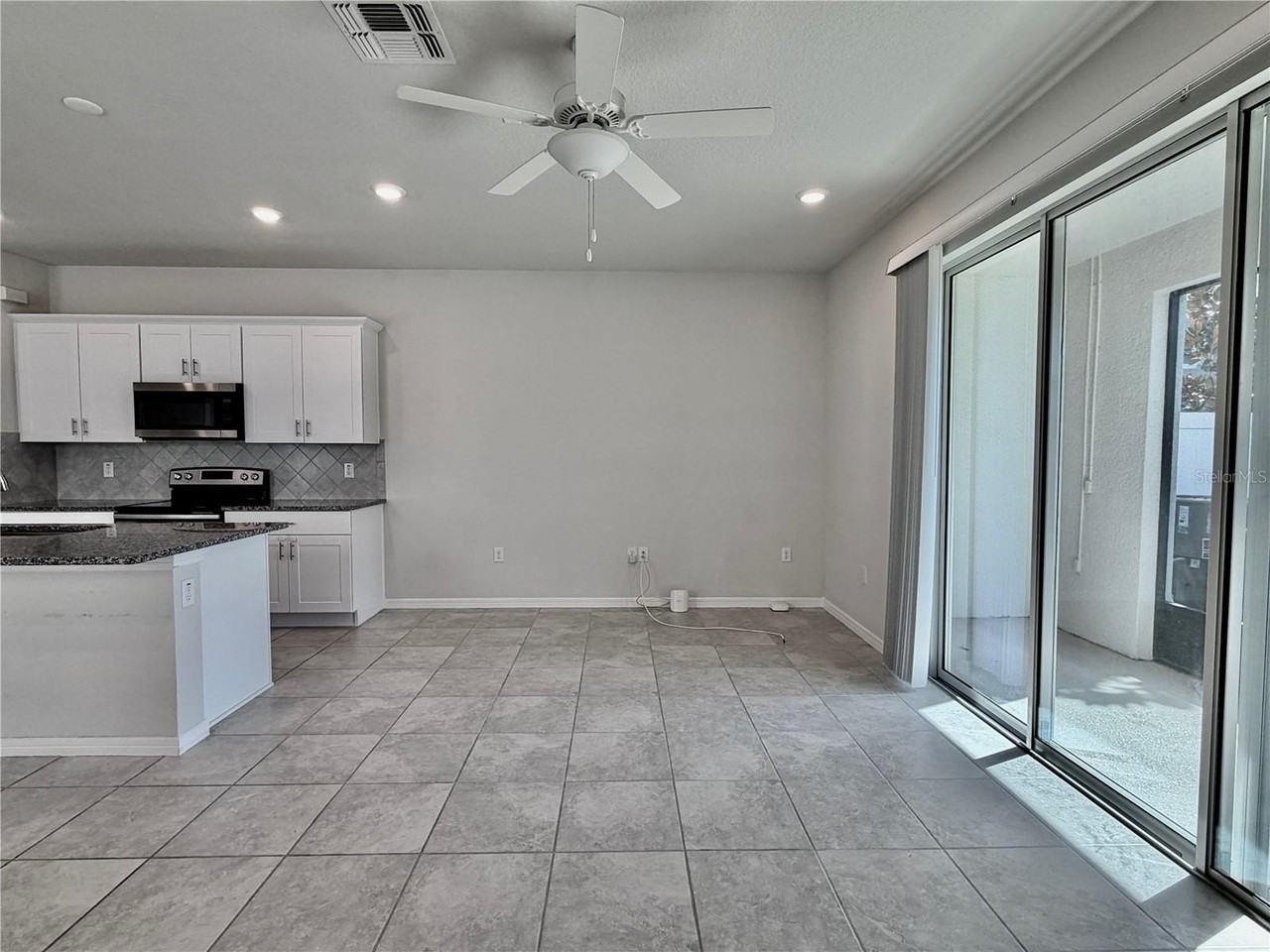 19672 Shady Oak Dr - Photo 6 of 23