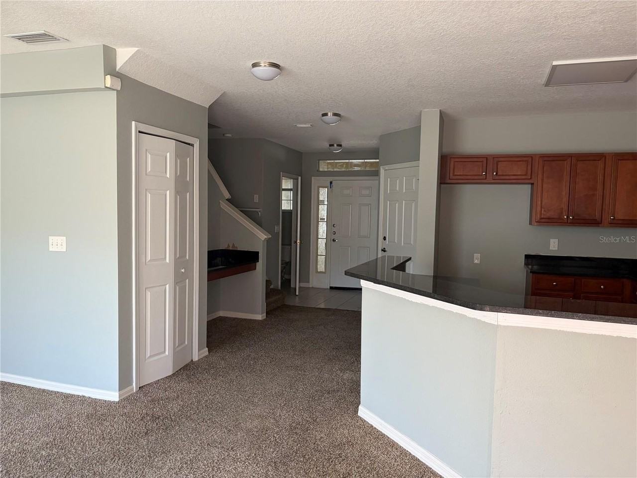 9609 Carlsdale Dr - Photo 3 of 4