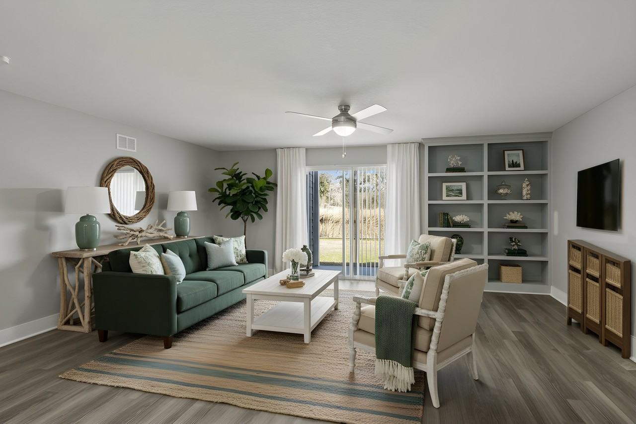 Mandarin Bay Apartments - Photo 2 of 37