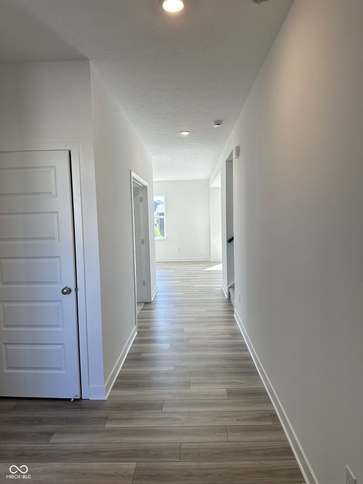 8560 Tripp Rd - Photo 7 of 50