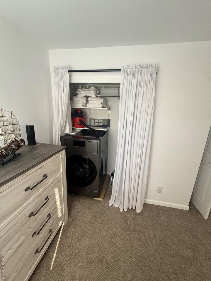 83 Beecher Rd - Photo 3 of 5