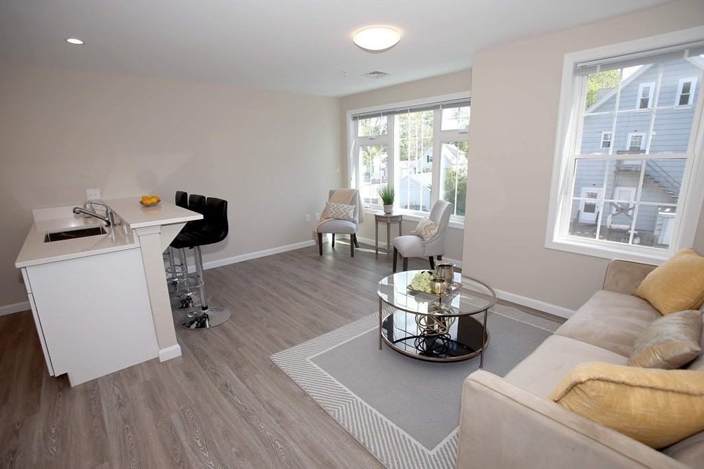 30 Temple St Unit 201 #201 - Photo 5 of 15