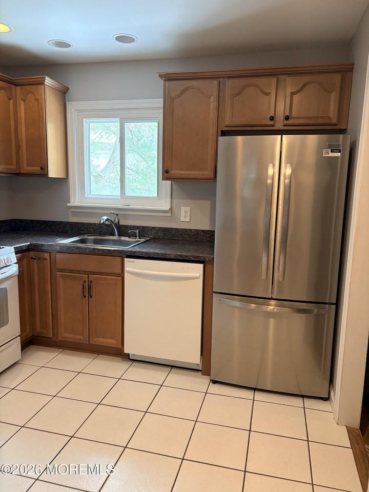 210 Henderson Ct Unit 84 #84 - Photo 5 of 10