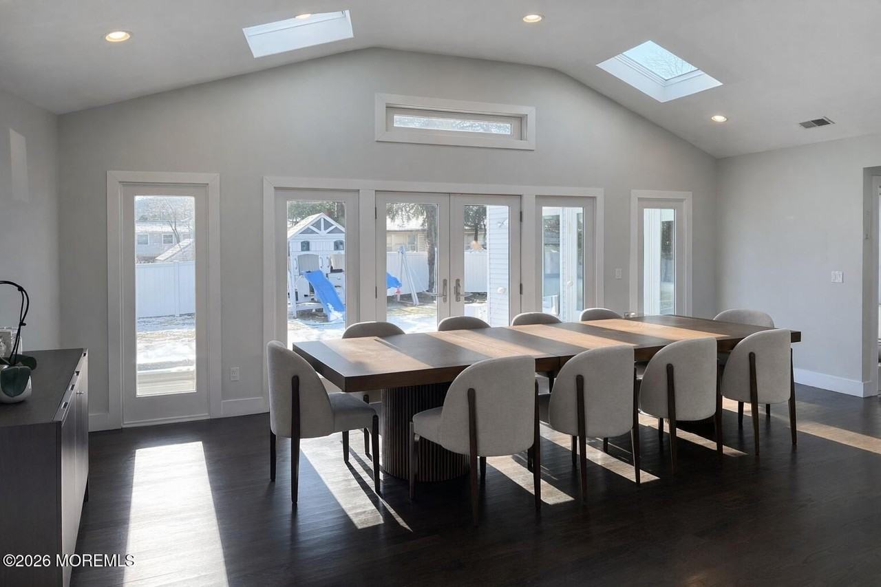 11 Woodland Dr - Photo 5 of 13