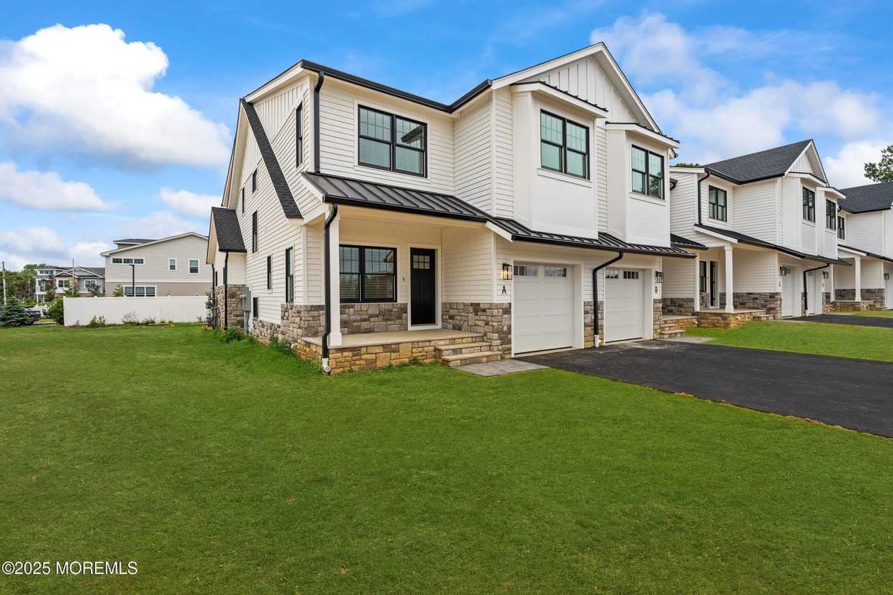 215 Brighton Ave Unit C #C - Photo 4 of 45