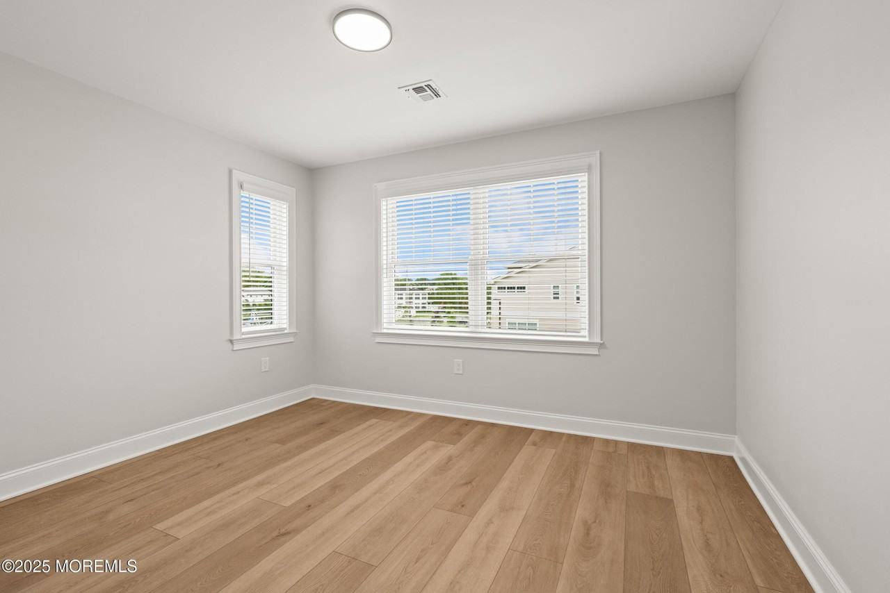 215 Brighton Ave Unit C #C - Photo 7 of 45