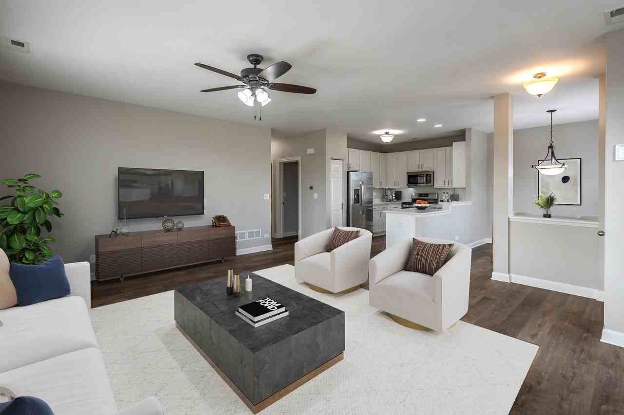 2641 Loren Ln - Photo 3 of 22