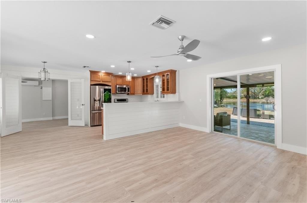 54 Liberty Ln - Photo 6 of 30