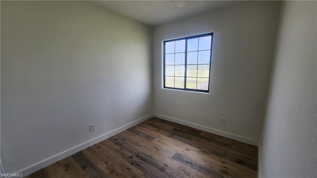 3820 20th St W - Photo 3 of 16