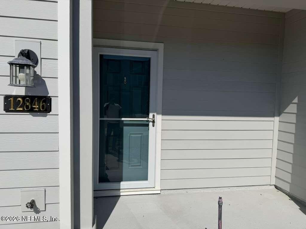 12846 Josslyn Ln - Photo 2 of 23