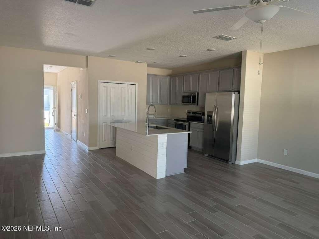 12846 Josslyn Ln - Photo 7 of 23