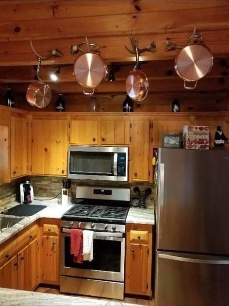 245 Mountain Ridge Rd - Photo 5 of 8