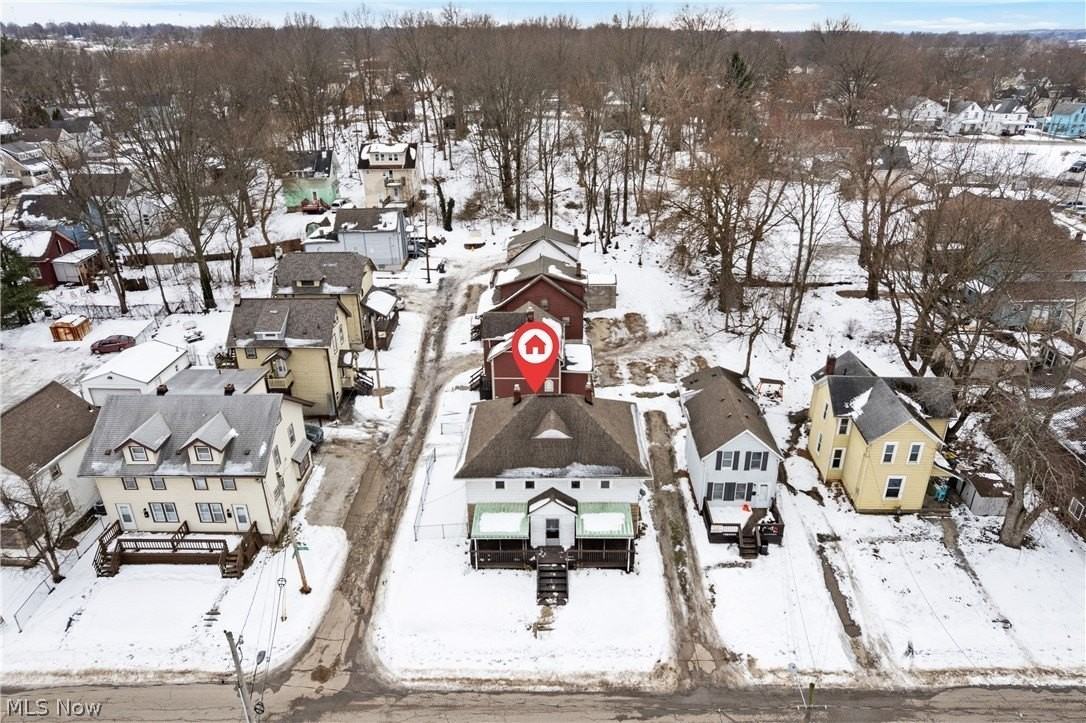 378 Cross St - Photo 2 of 35