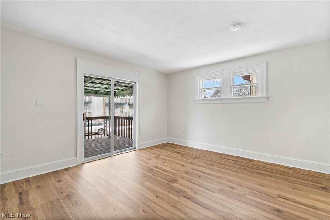 378 Cross St - Photo 7 of 35