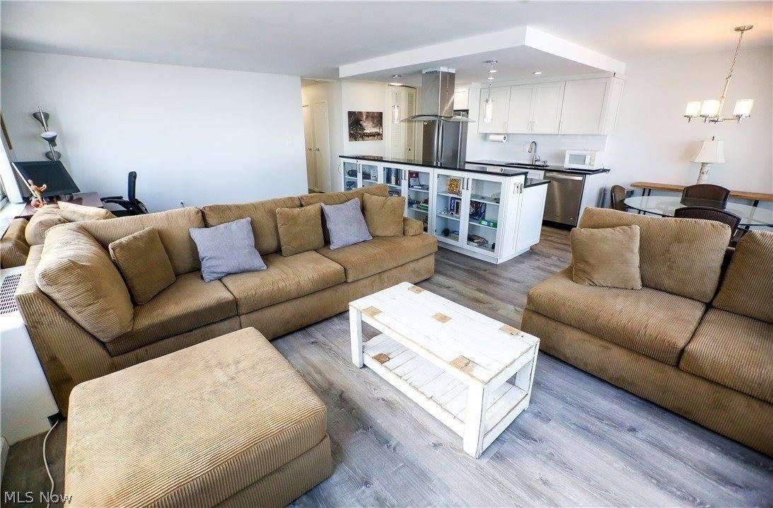 12520 Edgewater Dr #306 - Photo 6 of 35