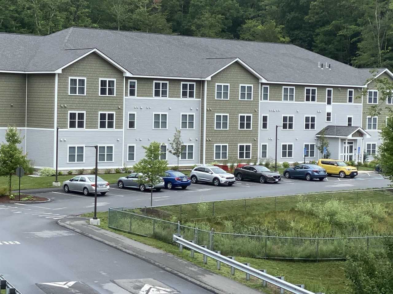 10 E Ridge Dr #307 - Photo 3 of 40