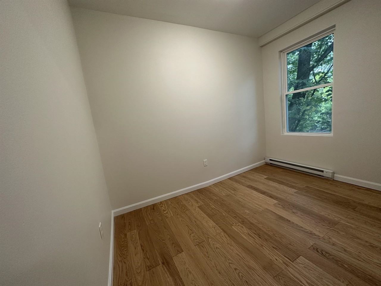 80 Main St - Photo 7 of 11