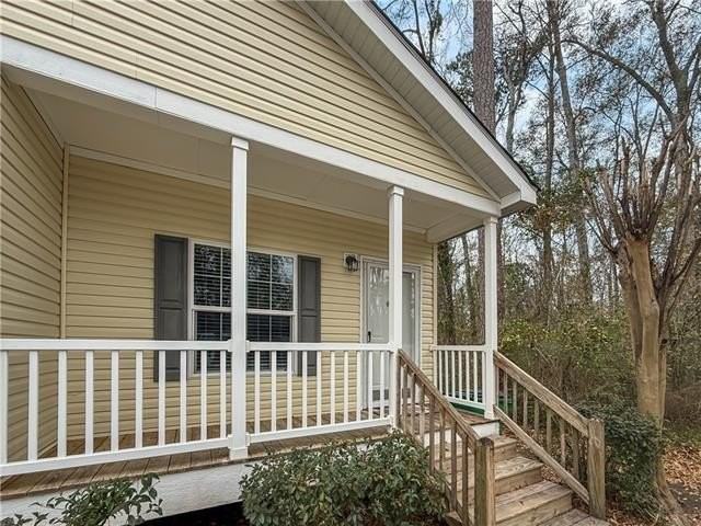 1660 Orleans St - Photo 2 of 14