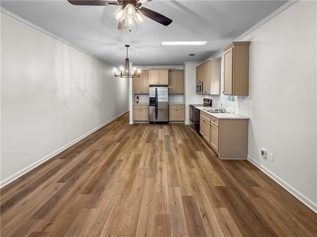 1660 Orleans St - Photo 3 of 14