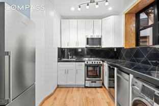 205 W 10th St #2B - Photo 1 of 1