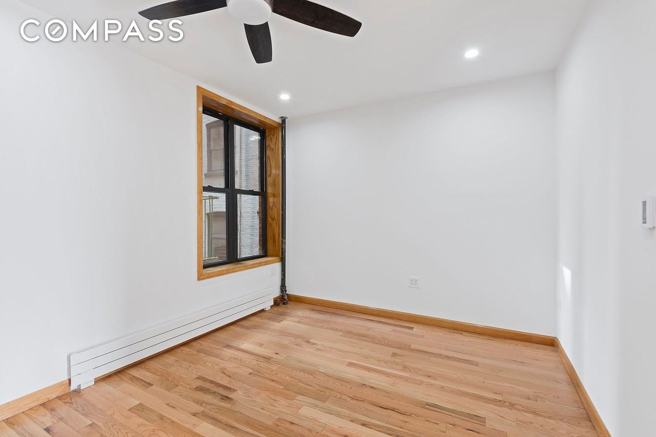 205 W 10th St #2B - Photo 3 of 7