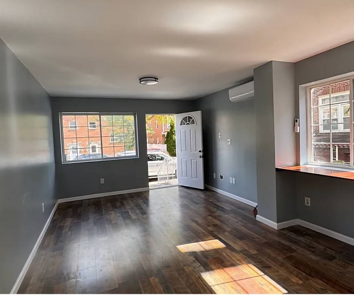 4299 Kepler Ave - Photo 3 of 11