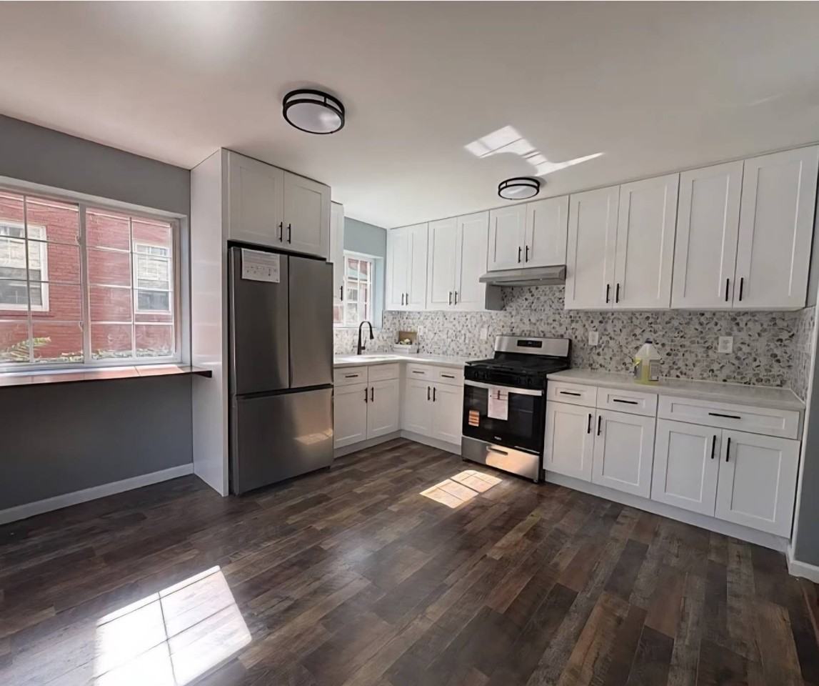 4299 Kepler Ave - Photo 4 of 11