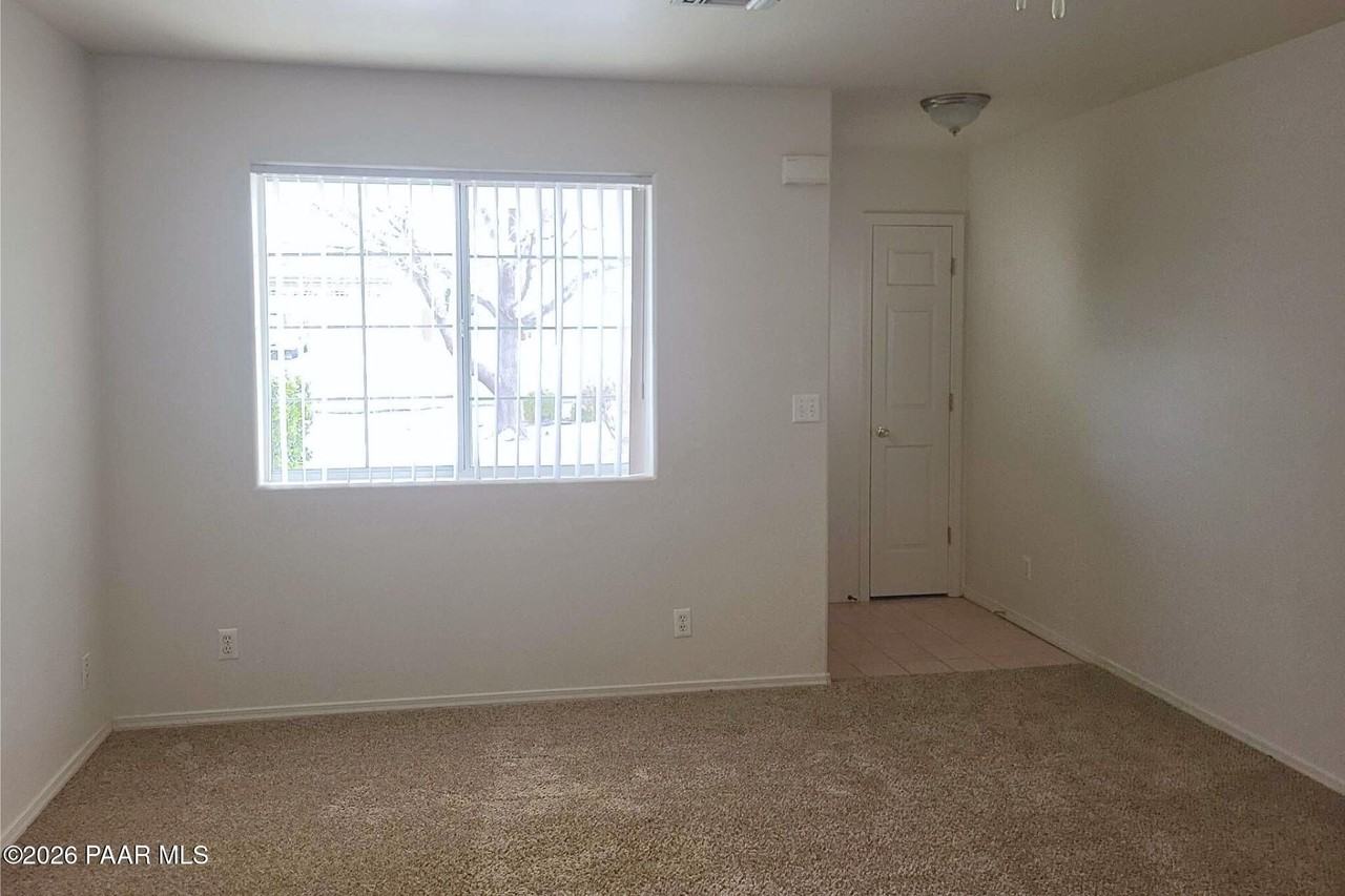 7060 E Burro Ln Apt A #A - Photo 2 of 16