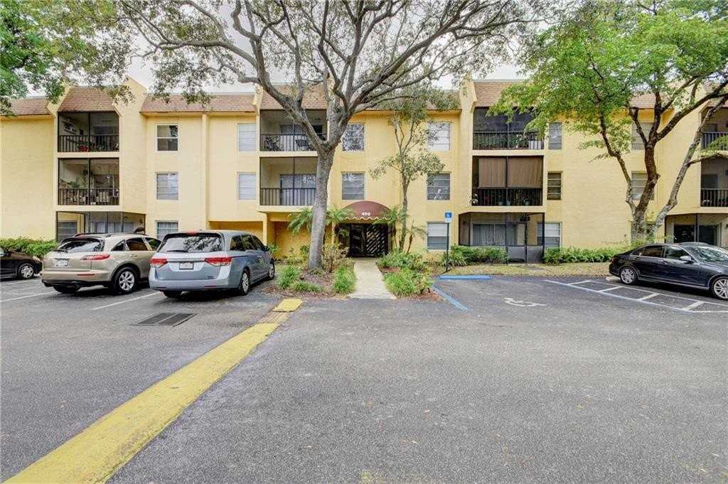 490 Nw 20th St #A315 - Photo 2 of 16