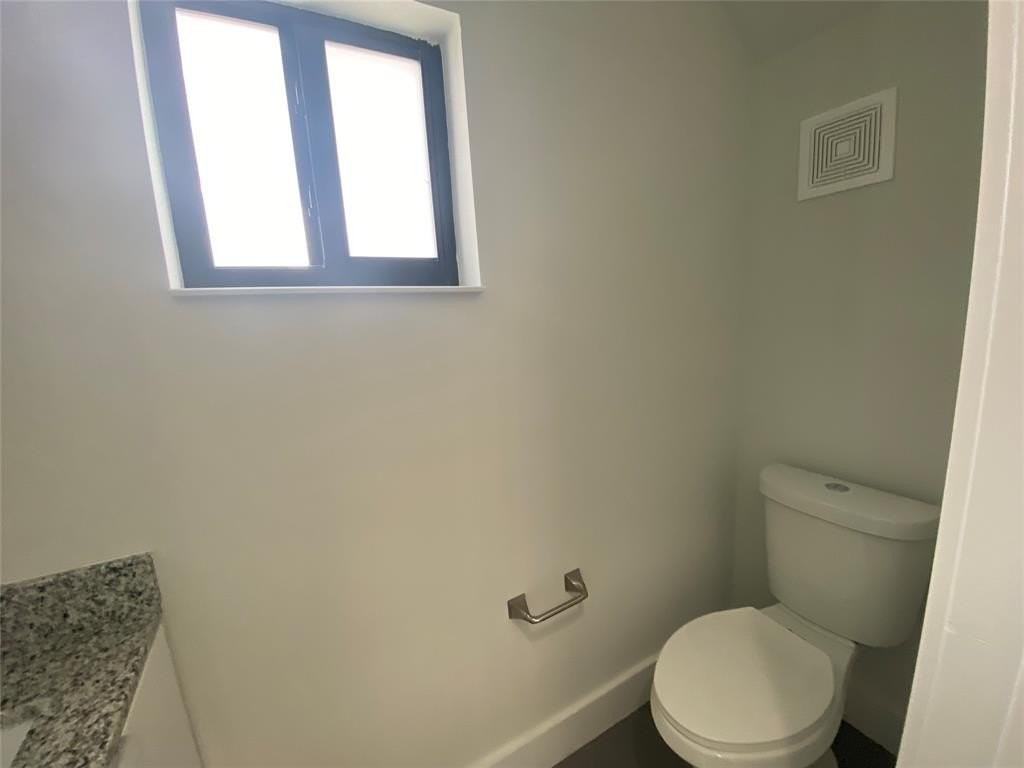 5615 Polk St #5615 - Photo 6 of 21