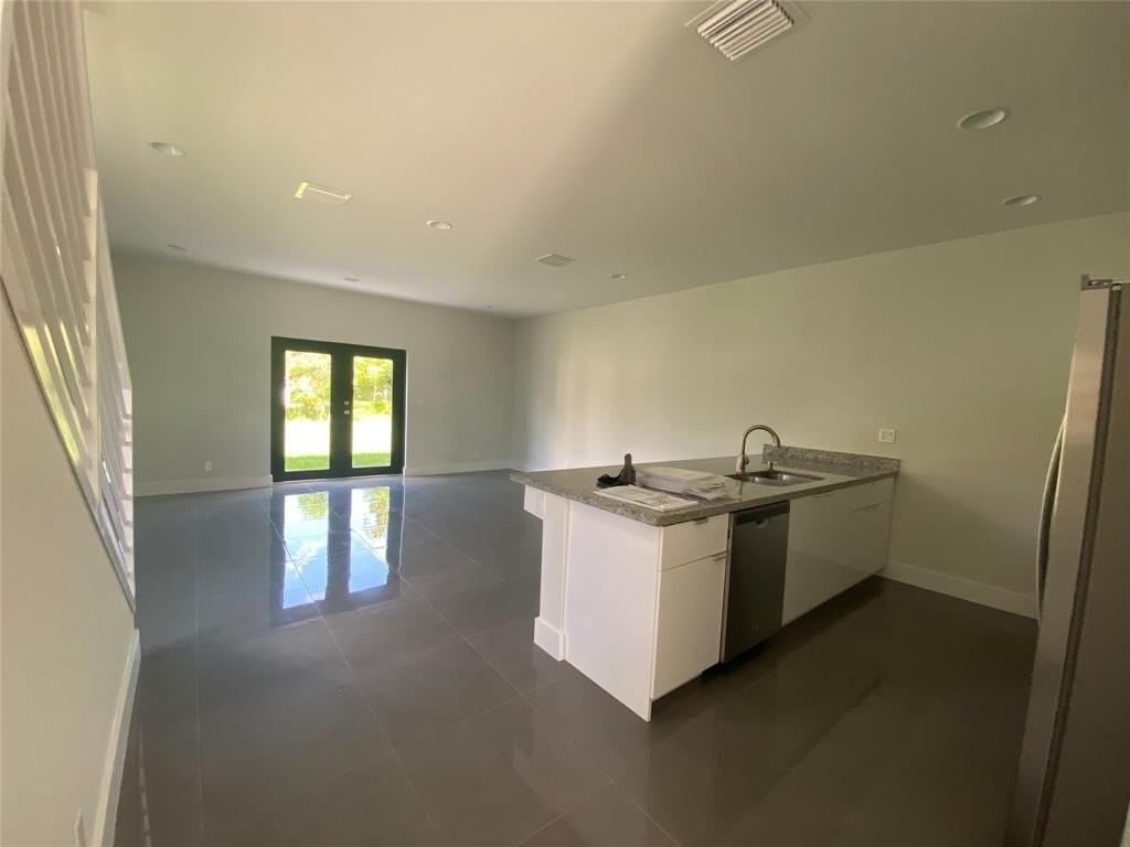 5615 Polk St #5615 - Photo 7 of 21