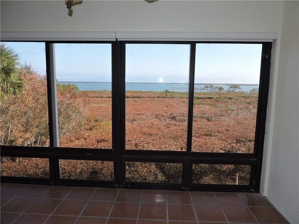 6240 E Mirror Lake Dr Apt 201 #201 - Photo 6 of 29