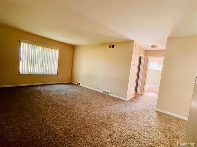 31801 Kelly Rd #24 - Photo 4 of 14