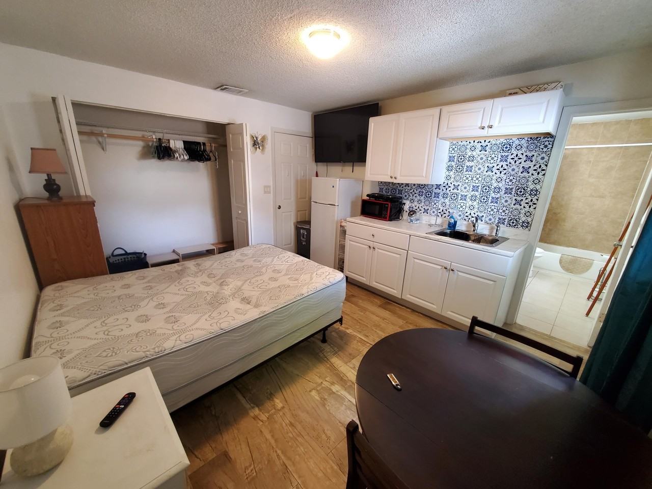 7171 Sw 14th St #BACK - Photo 6 of 8