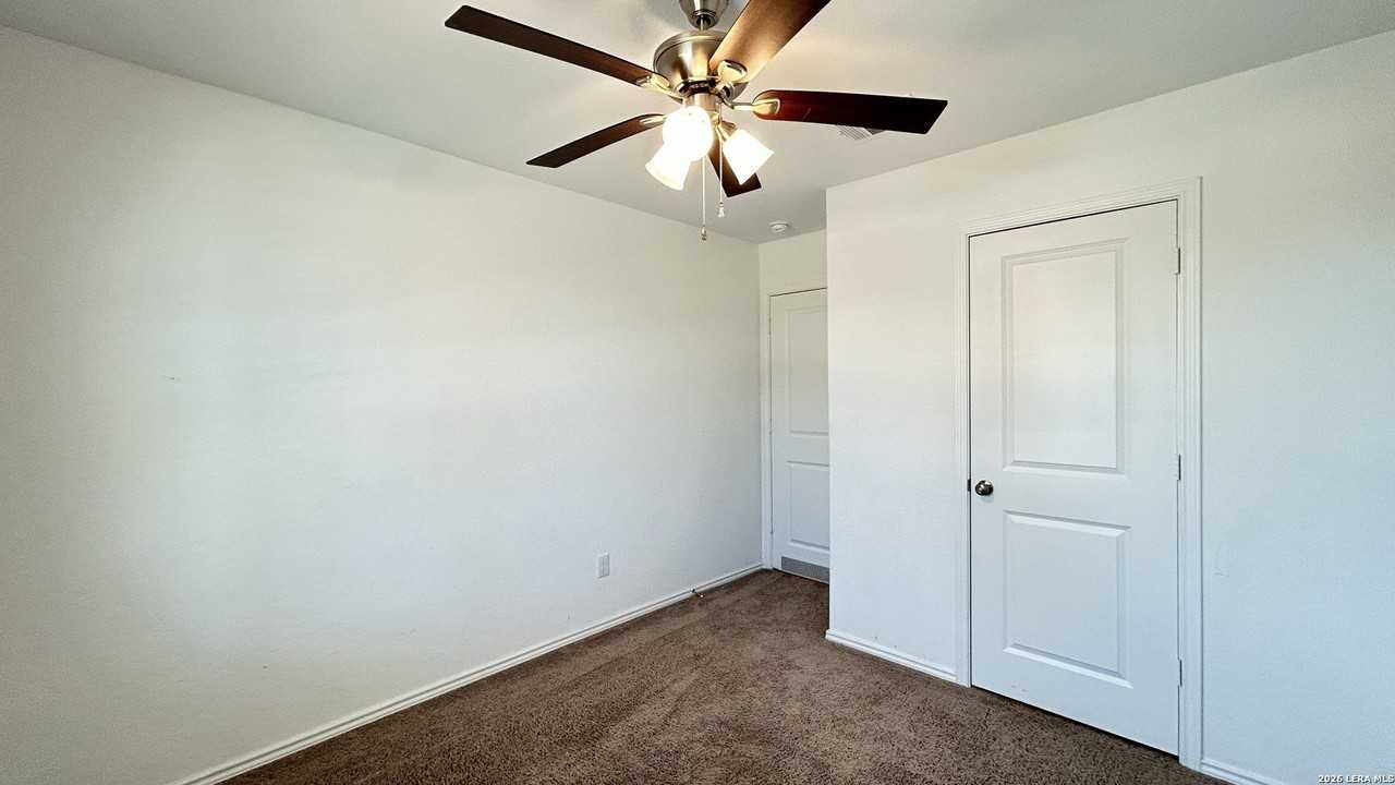 5961 Vestige Bnd - Photo 5 of 30