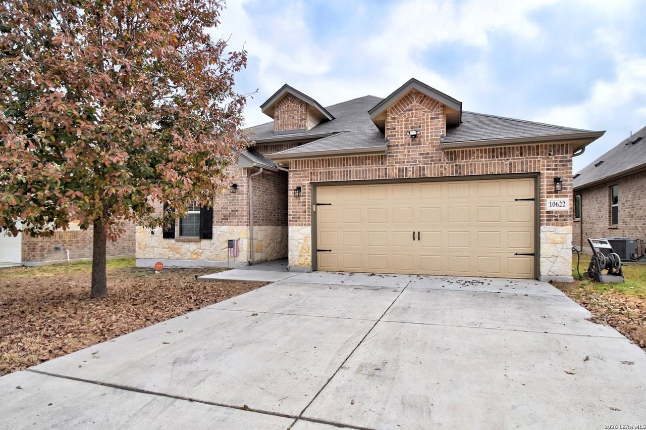 10622 Alys Way - Photo 3 of 38