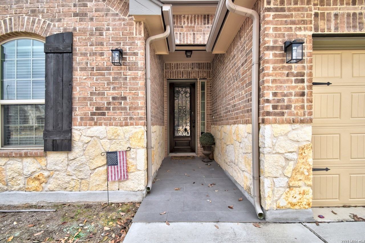 10622 Alys Way - Photo 4 of 38