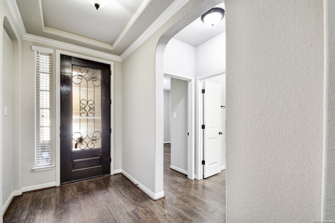 10622 Alys Way - Photo 5 of 38