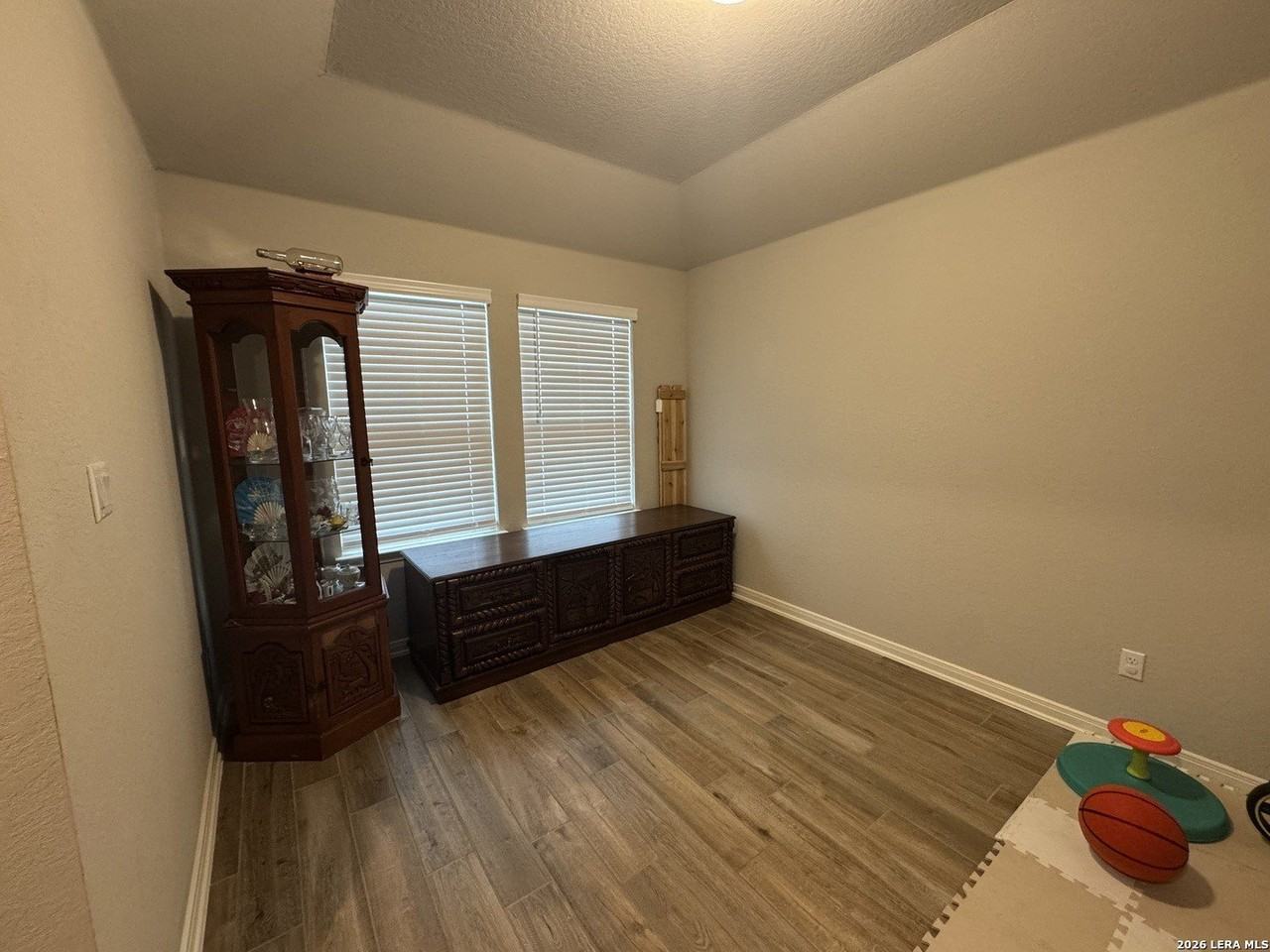 1559 Arcadian Lily - Photo 2 of 25